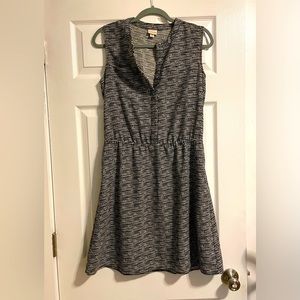 Merona sleeveless patterned shirt dress
